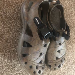 MONTEAGLE men’s shoes! Camo colored! Epic design